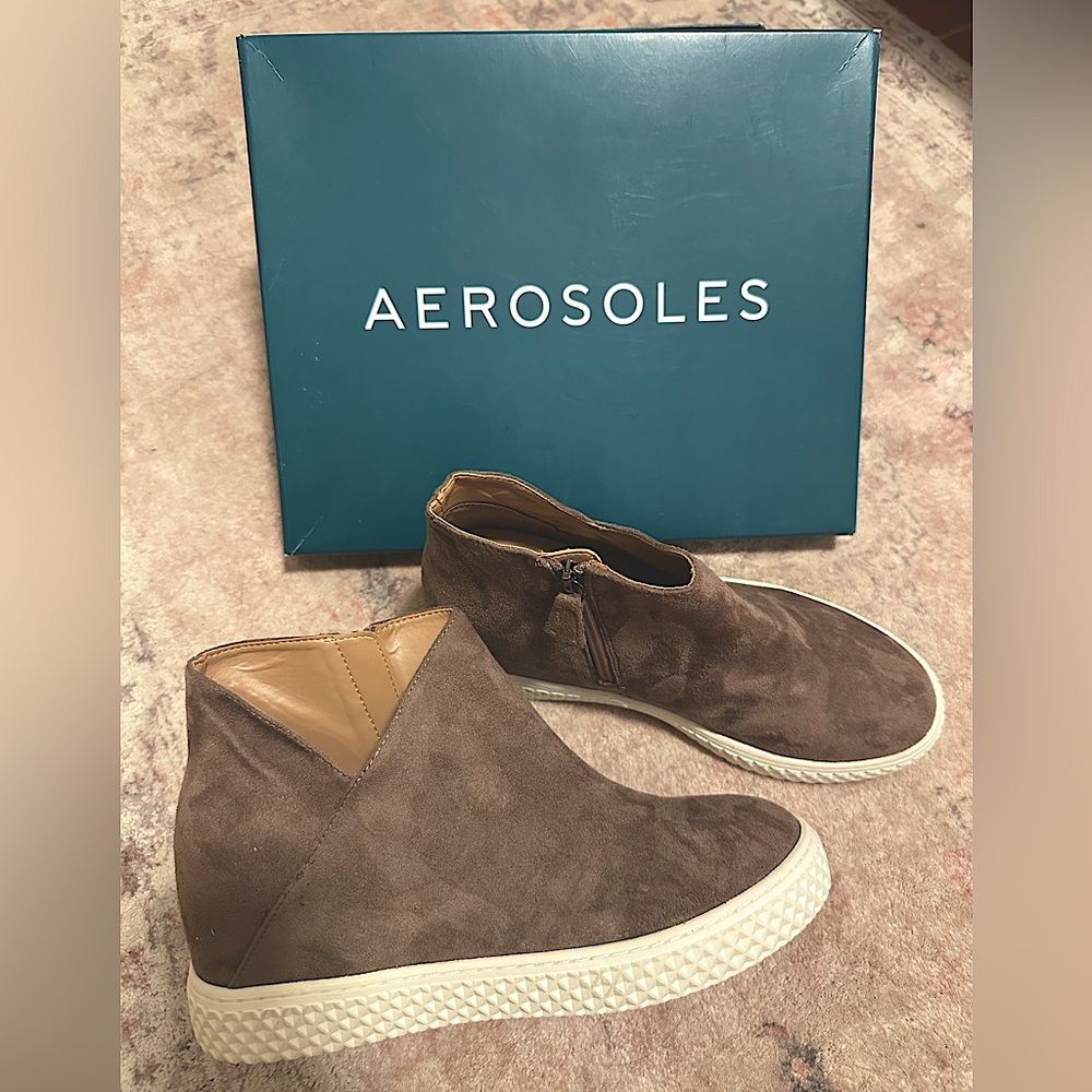 Brand New Fashion Sneakers